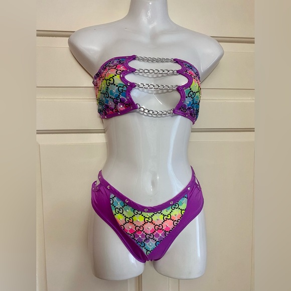 Exotic Dance Attire - Picture 6 of 13